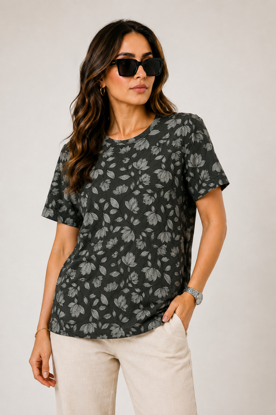 تیشرت زنانه نخ پنبه طرح گل و برگ، L تا 5XL | پانوکا